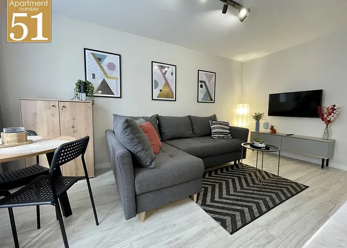 Piekny Przytulny Apartament - Blisko Akwenu Wodnego