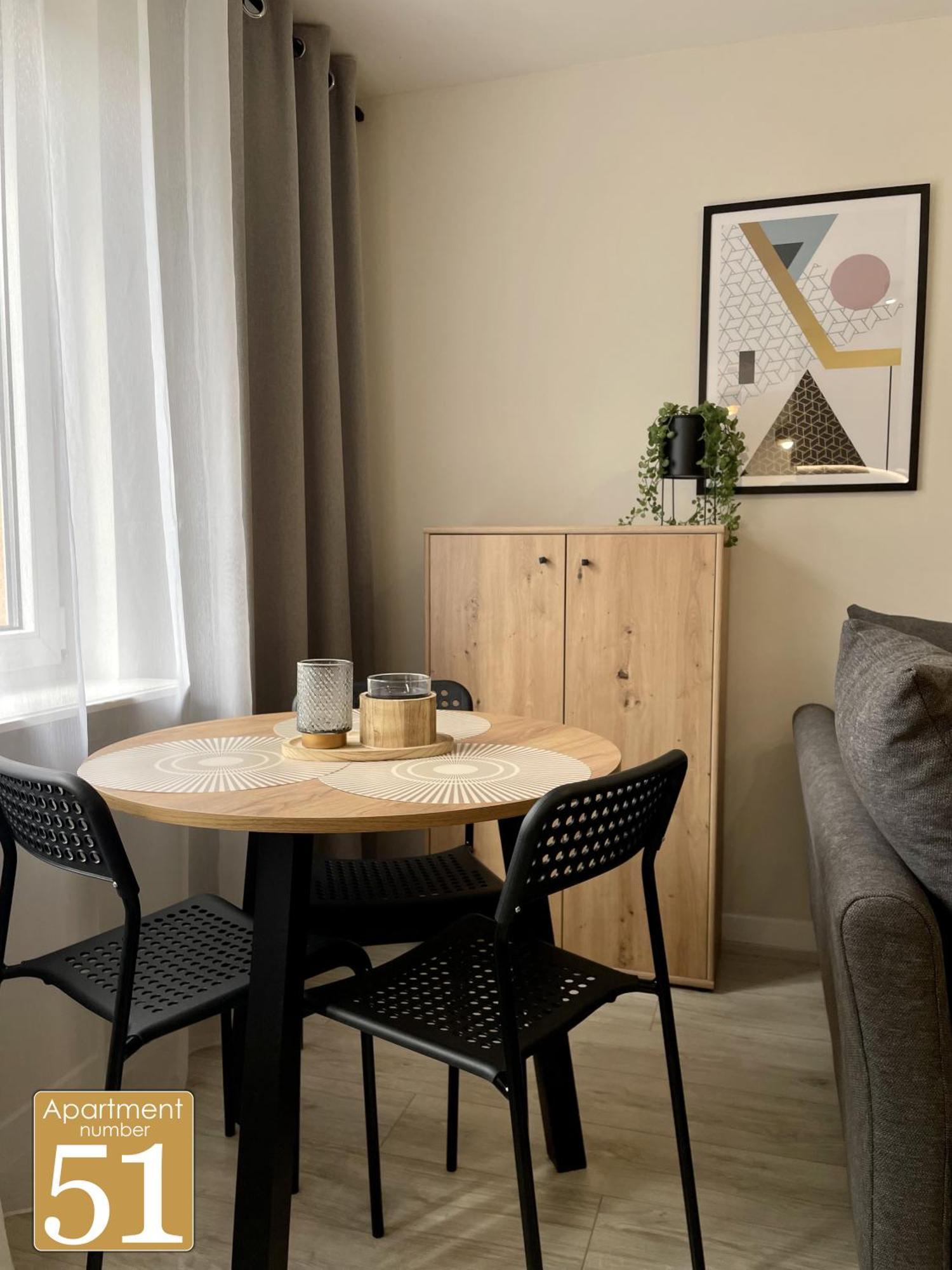 Apartment Piekny Przytulny - Blisko Akwenu Wodnego